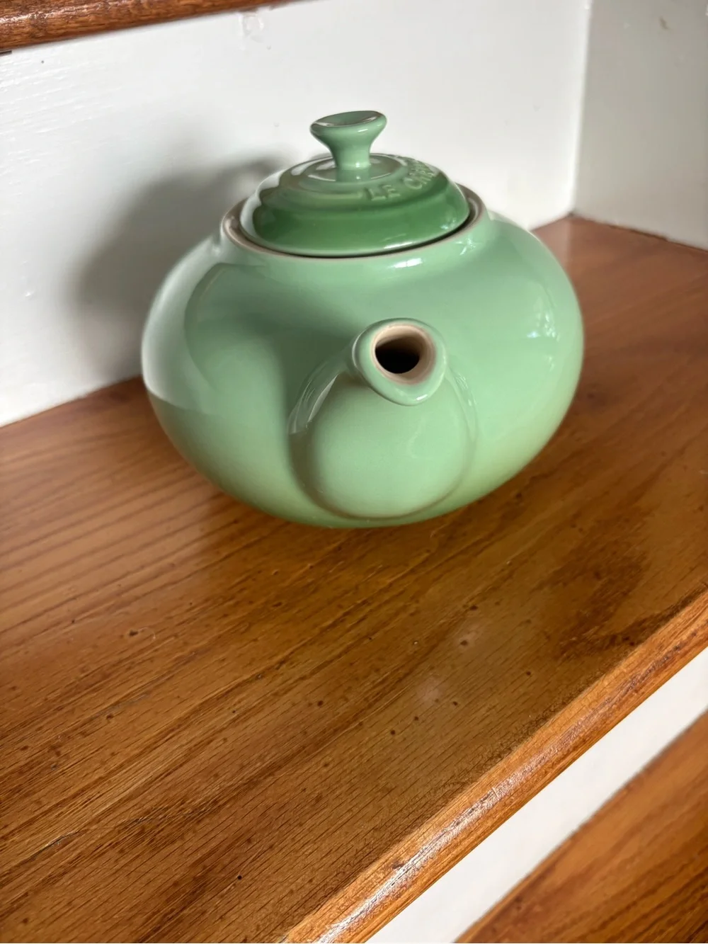Le Creuset Classic Round 1.3 L Teapot - Rosemary